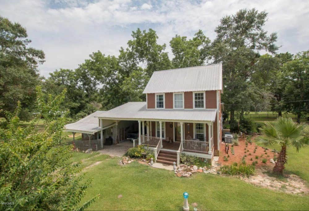 Camper-submitted photo at Green Wood Stable Lodge RV Park near Ocean Springs, MS