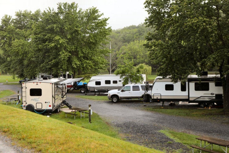 Camper submitted image from Walnut Hills Campground & RV Park - 5