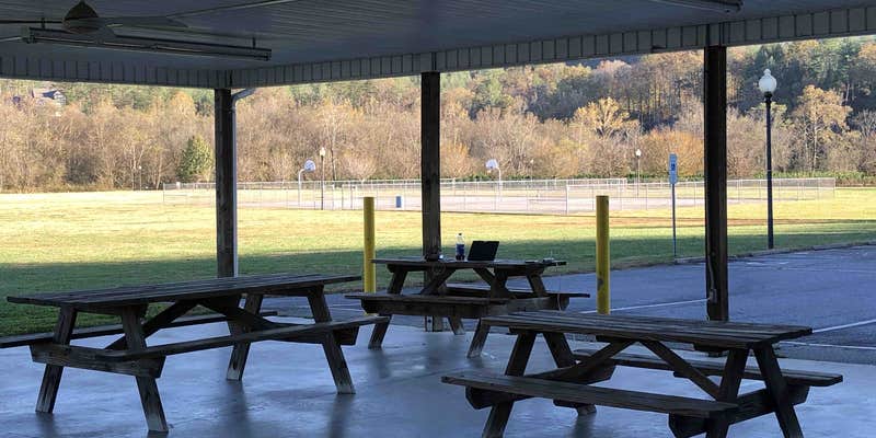 Camper submitted image from Brown Mountain Roadside Campsites