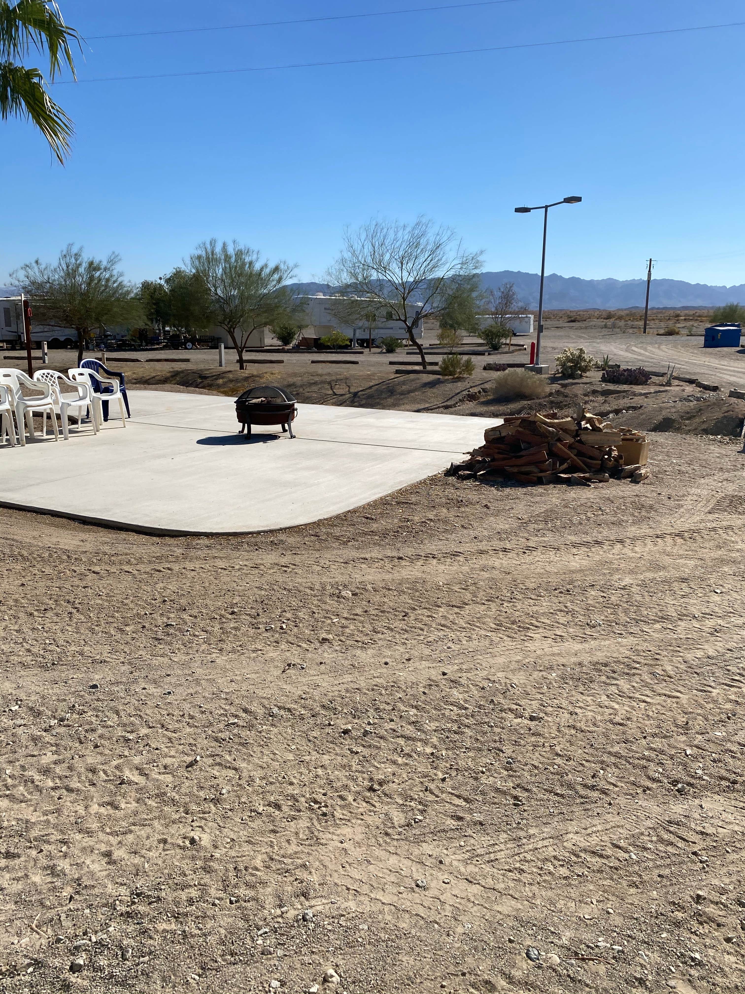Camper submitted image from Calizona RV Park - 3