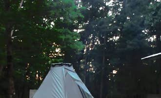 Camping near Blue Ridge Lodge & RV Park: Hickory Flatts Cemetery, Suches, Georgia
