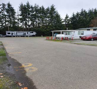 Camper-submitted photo from Majestic Mobile Manor & RV Park