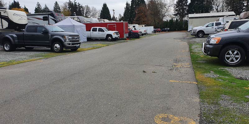 Camper submitted image from Majestic Mobile Manor & RV Park