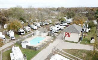 Sumit D.'s photo of rv camping at USA RV Park near Missouri City, TX