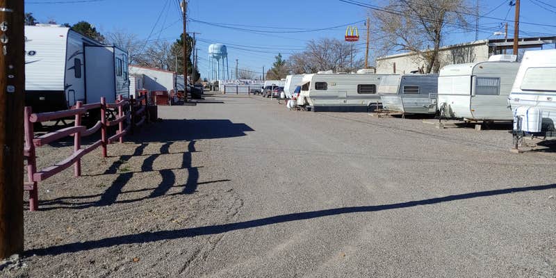 Camper submitted image from Hitchin' Post RV Park