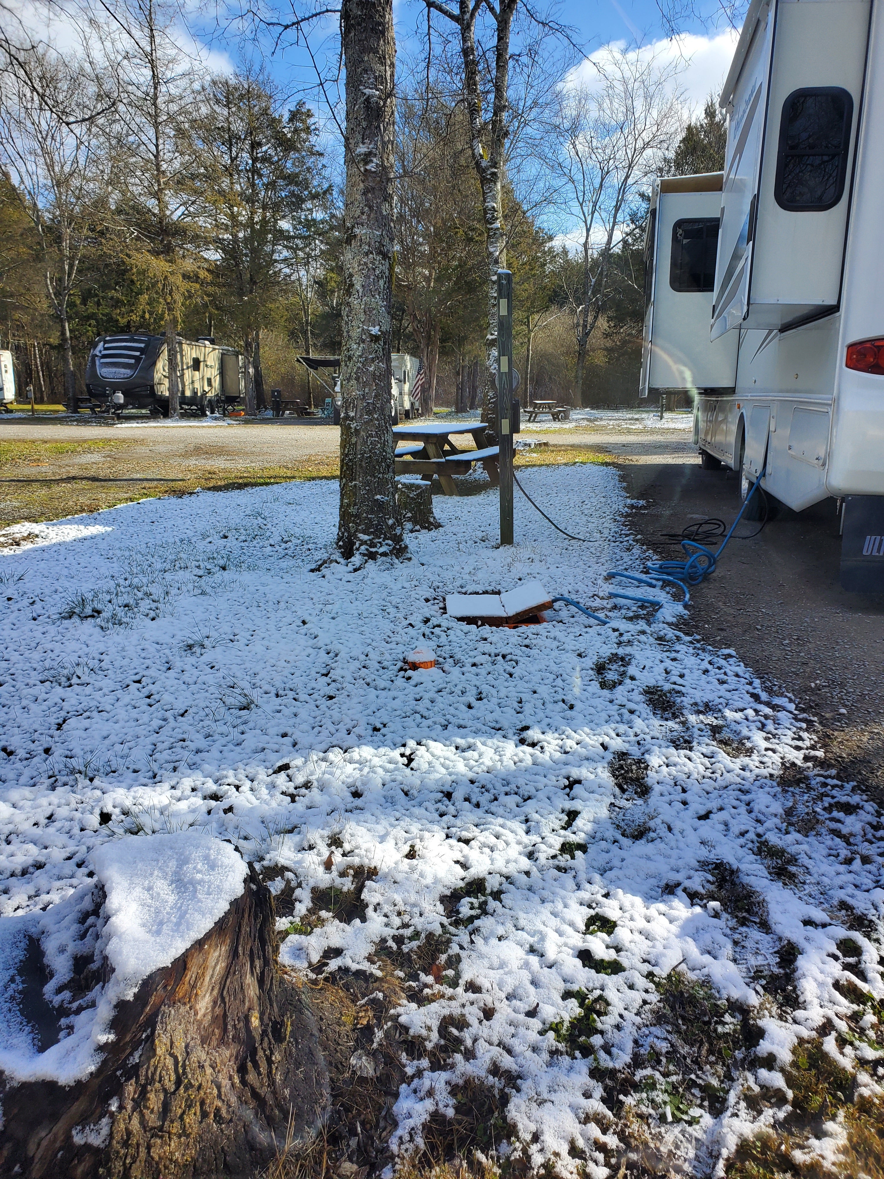 Camper submitted image from River Road RV Park & Horse Camp - 3