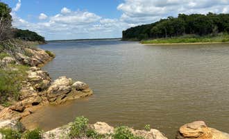 Camping near Thousand Trails Lake Texoma: 5 Mile Camp Primitive Dispersed Camping, Gordonville, Texas