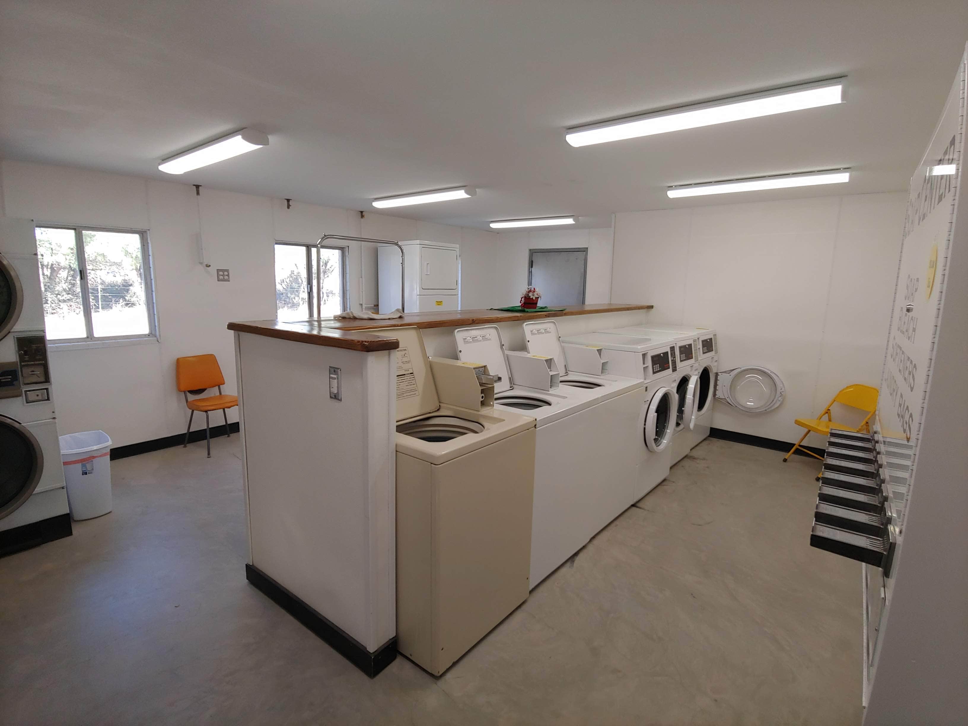 Camping near Benson KOA: Apache Mobile Park, St. David, Arizona