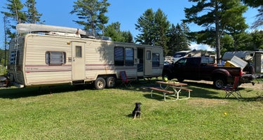 River Pines RV Park and Campgrounds
