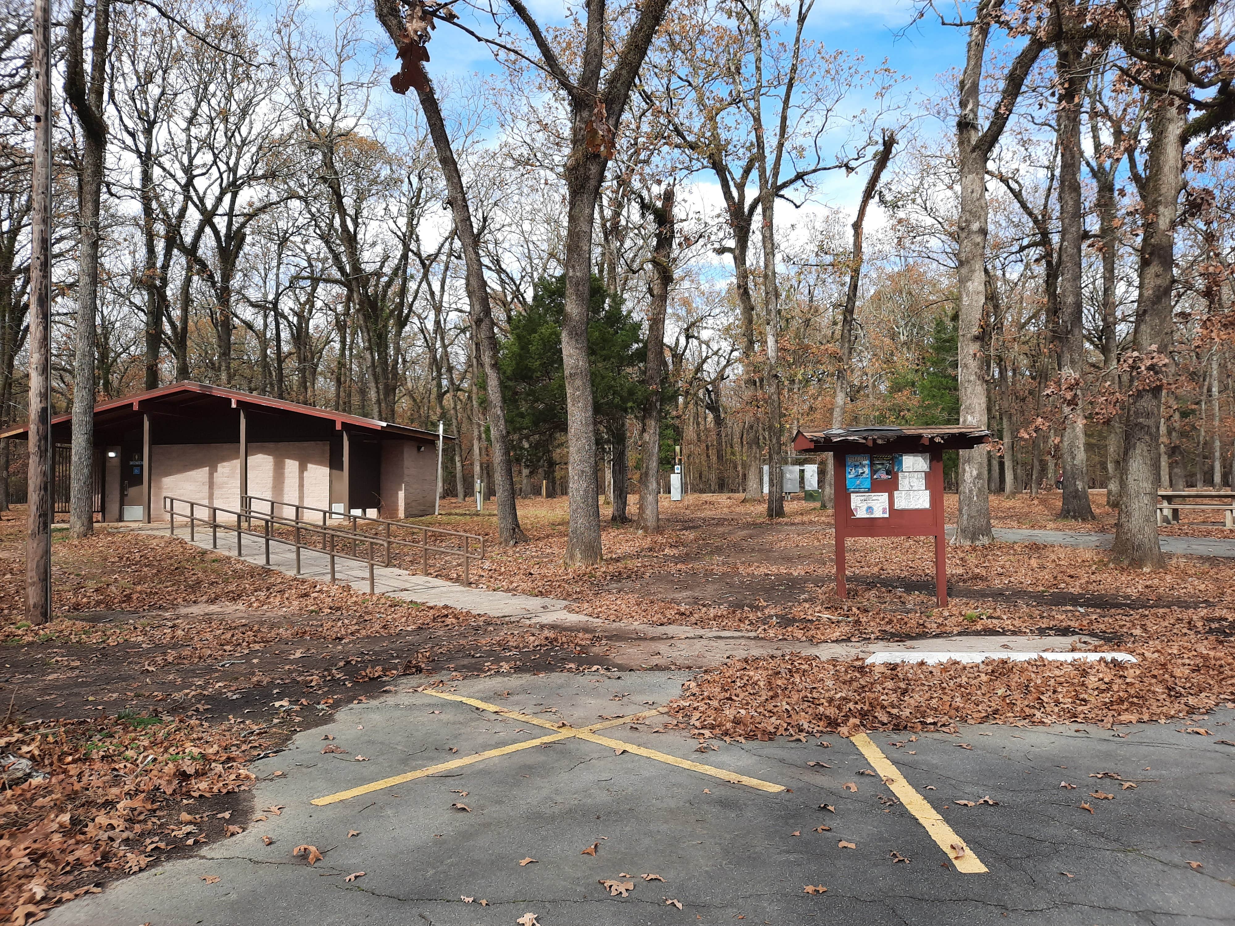 Camper submitted image from COE Arkansas River Merrisach Lake Park - 4