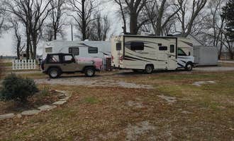 Camping near Arrowhead Acres: Camp A While, Lincoln, Illinois