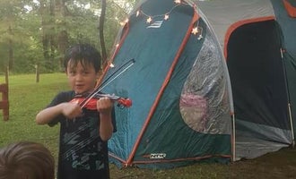 Camping near Pikes Ridge - Green River Lake: KOA Campground Russell Springs, Lake Cumberland, Kentucky