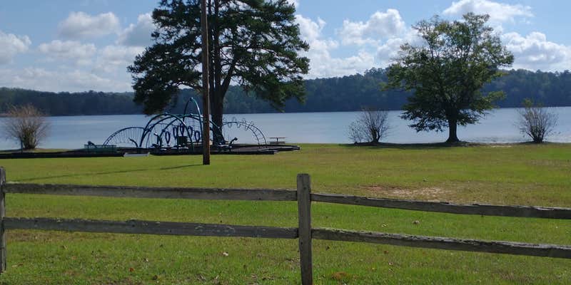Camper submitted image from Military Park Fort Rucker Recreation Area Engineer Beach RV Park