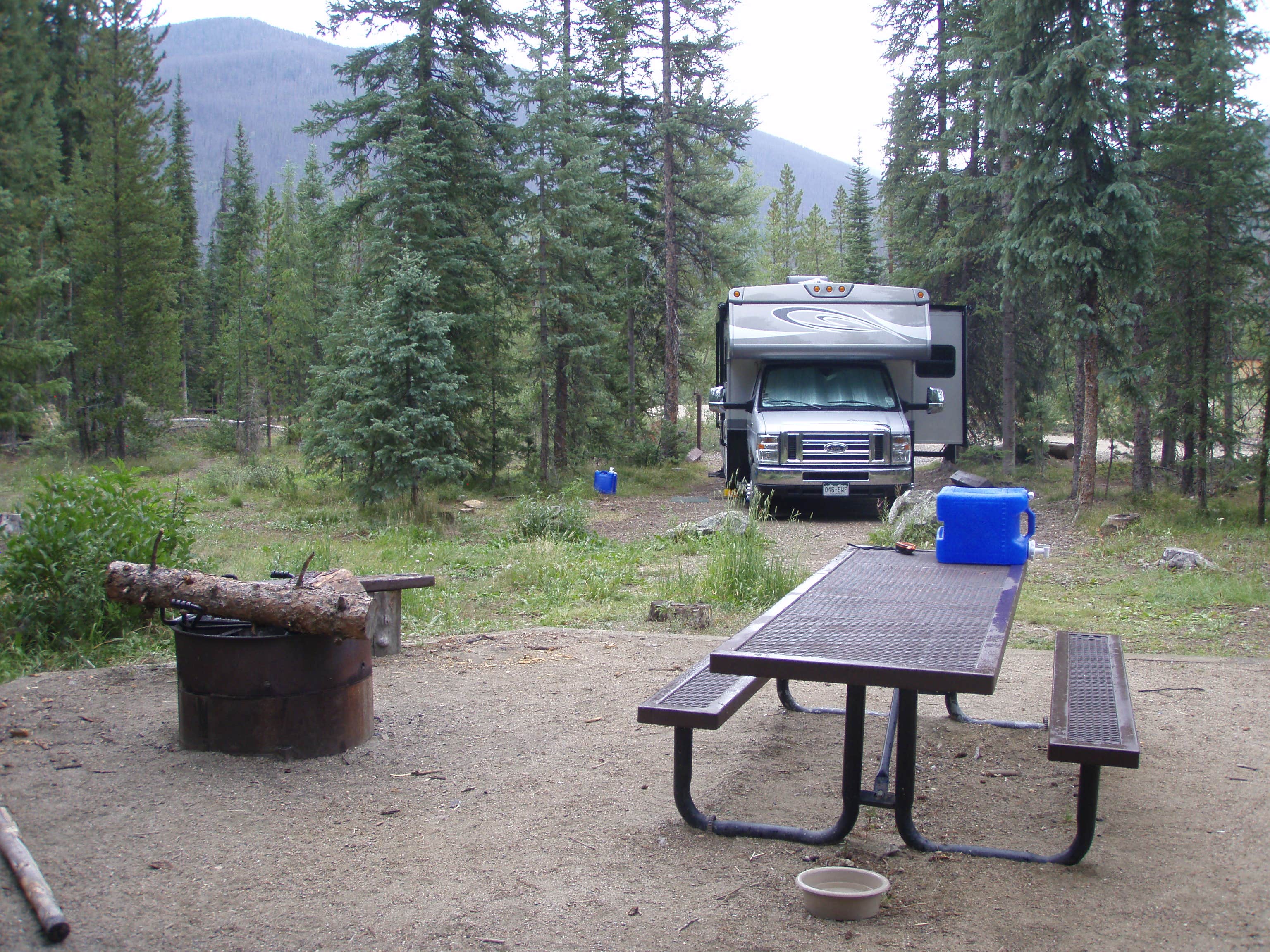 Camping near Blue River Campground (Co) — White River National Forest: South Fork Rustic Campground, Silverthorne, Colorado