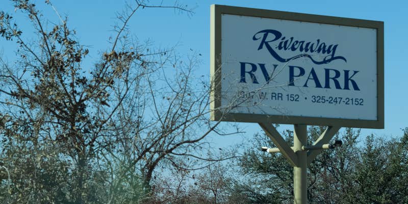 Camper submitted image from Riverway RV Park