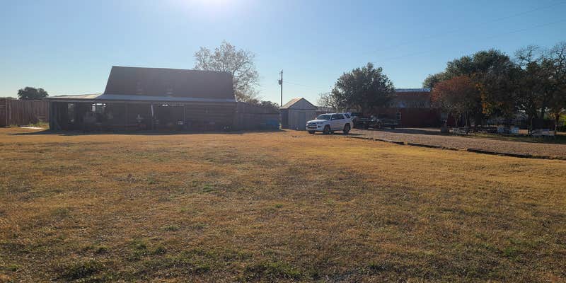 Camper submitted image from Blue Mule Winery