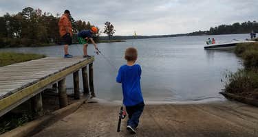 Lake Hawkins RV Park