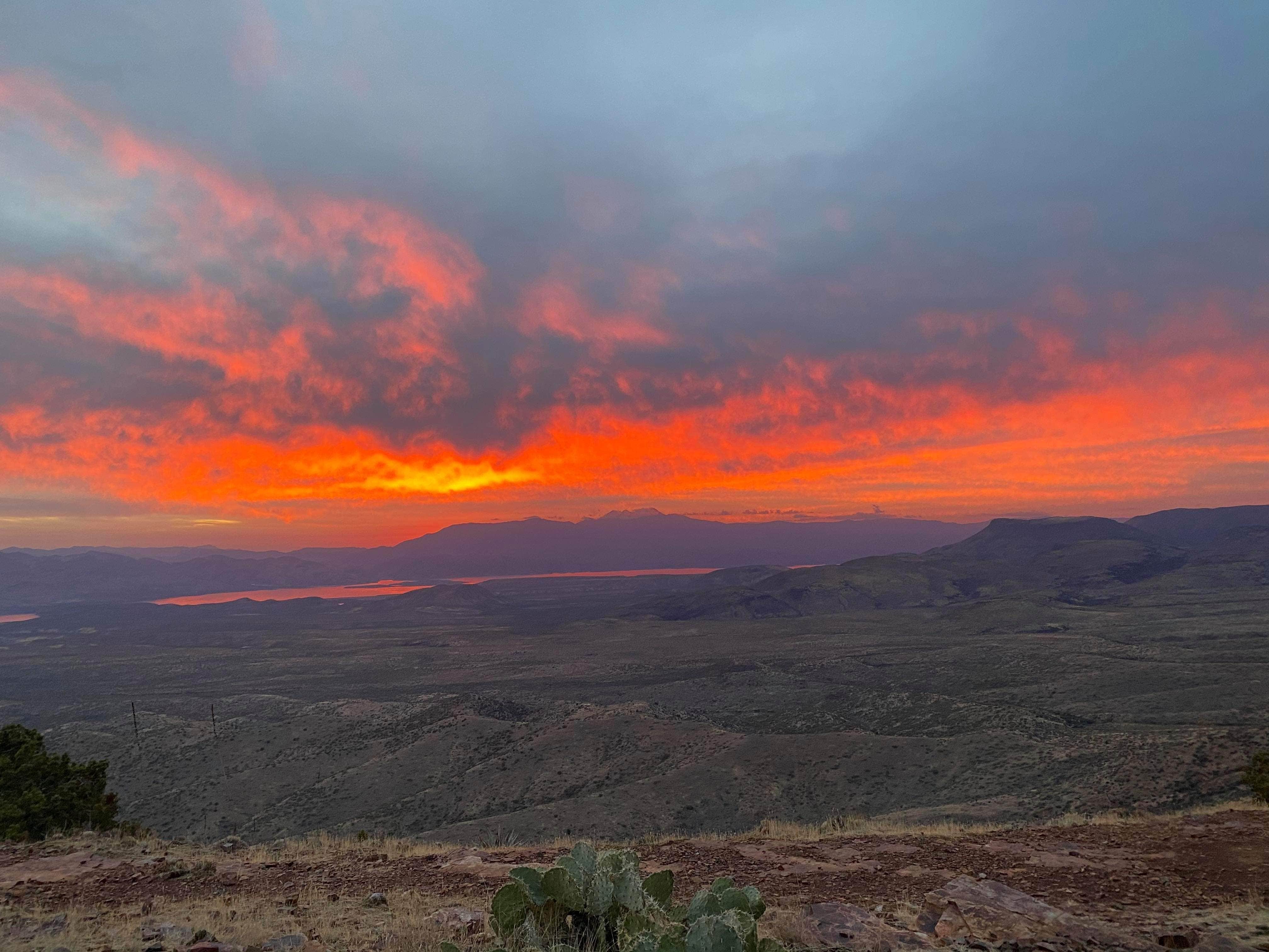 Camper submitted image from Roosevelt Lake Overlook - 1