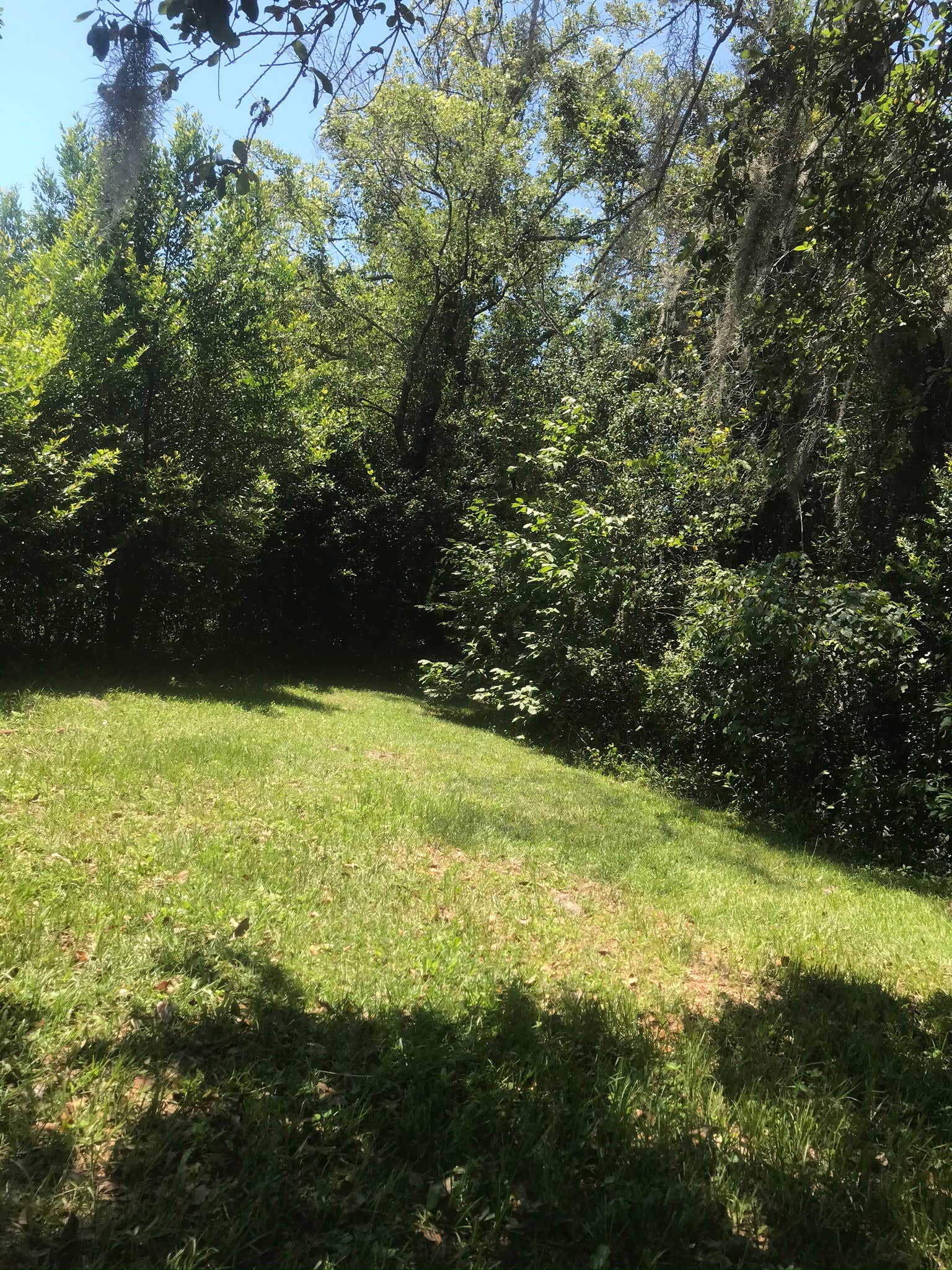 Rainbolt Utopia RV Camping - PERMANENTLY CLOSED