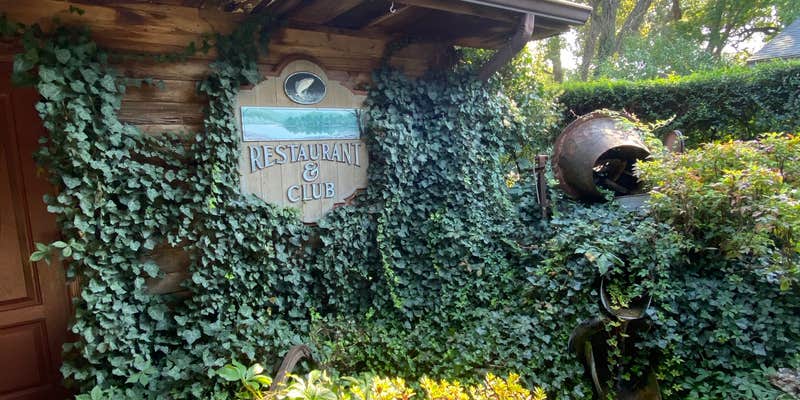 Camper submitted image from Gaston's White River Resort Cabins