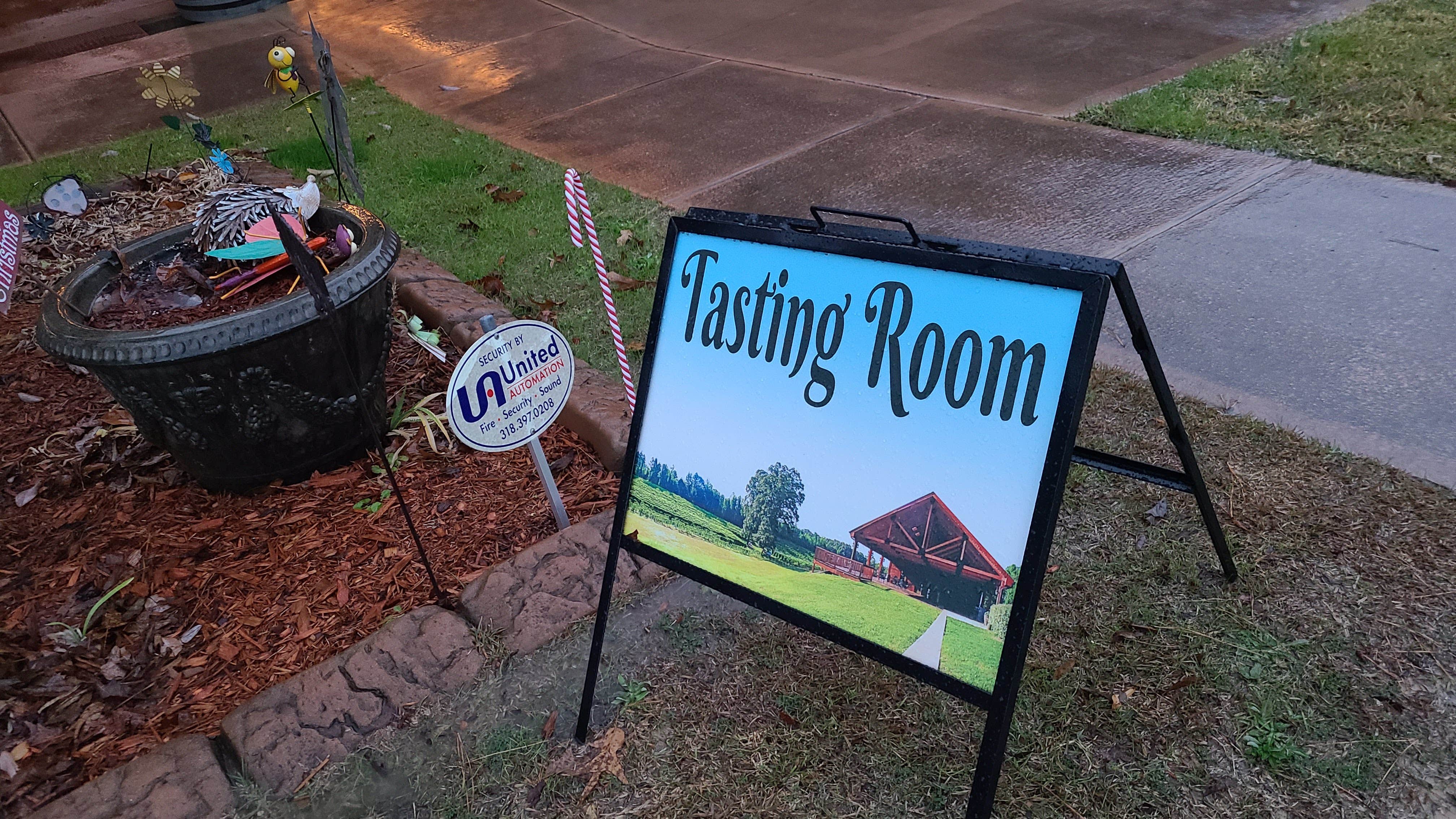 Camper submitted image from Landry Vineyards Grape Escape RV Sites - 5