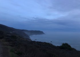 Highway 1 Pull Off - Dispersed Camping Near Stinson Beach