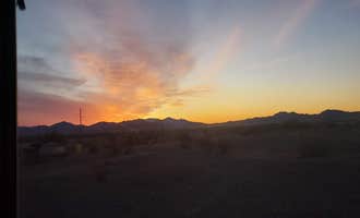 Camping near Plomosa Road: Scaddan Wash, Quartzsite, Arizona
