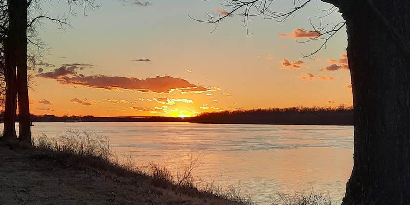 Camper submitted image from COE Arkansas River Wilbur D Mills Campground