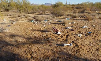 Camping near Box Wash/Syndicate Wash Dispersed - TEMPORARILY CLOSED: Eagle Eye Rd BLM, Aguila, Arizona