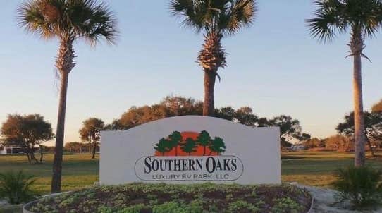 Camper submitted image from Southern Oaks Luxury RV Park - 5