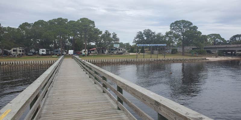 Camper submitted image from Holiday Campground