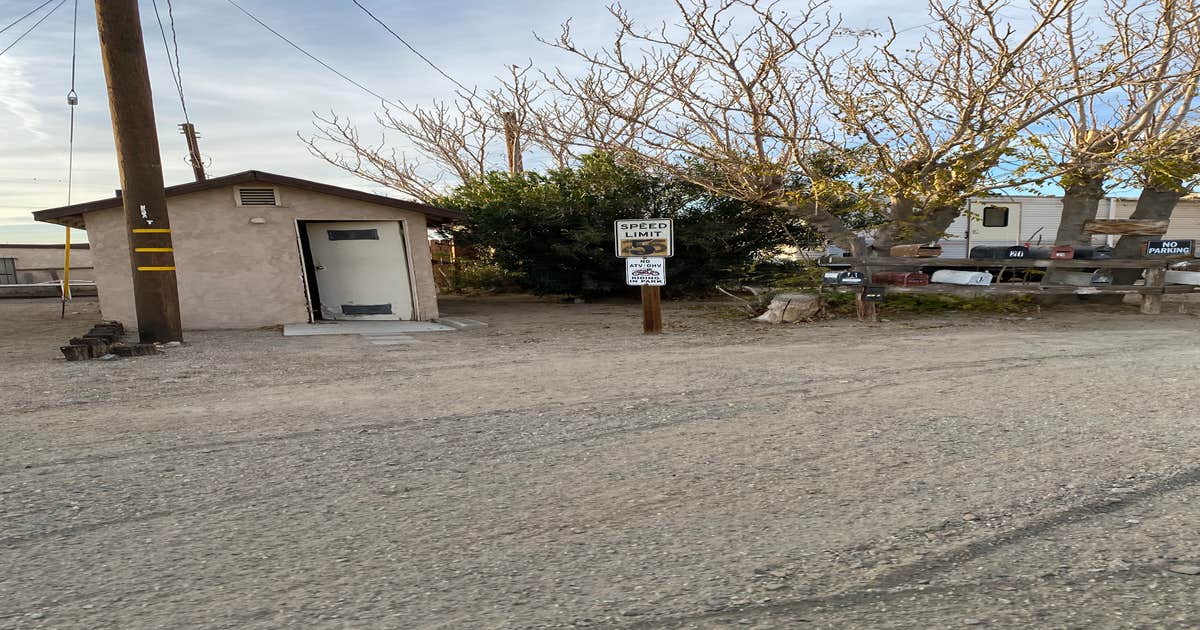 High Noon Saloon RV Park Barstow, CA