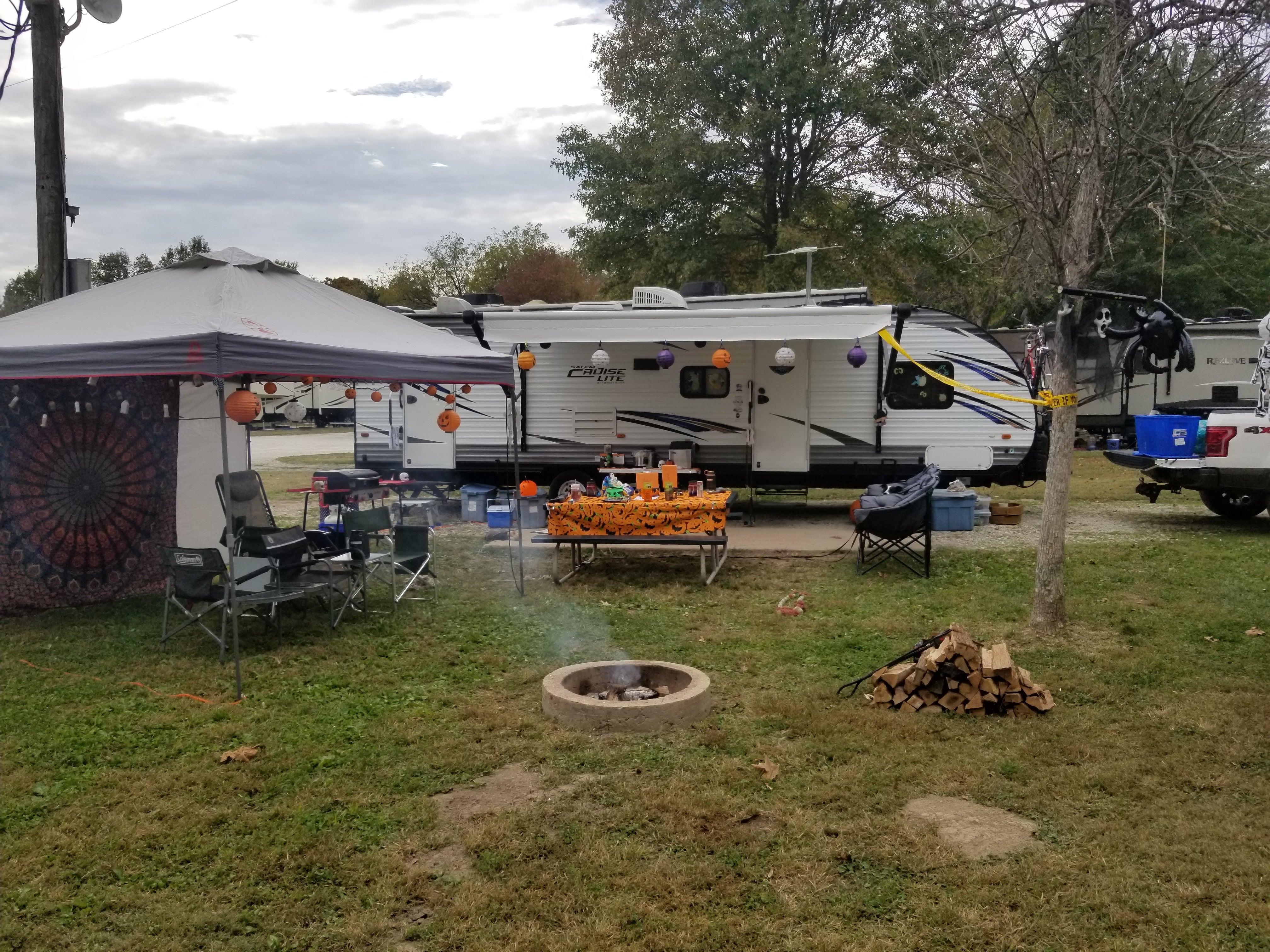 Camper submitted image from Pin Oak RV Park - 4