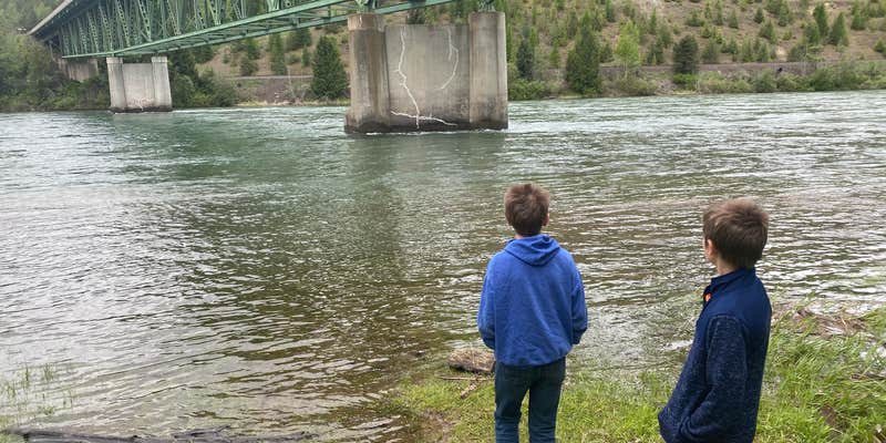 Camper submitted image from Kootenai River Campground