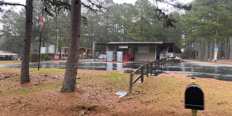 Camper submitted image from Lakeside RV Park