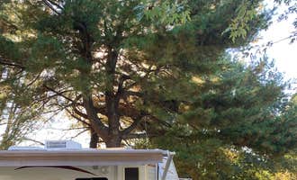 Camping near Whispering Hills RV Park, Inc: Kentucky Horse Park Campground, Georgetown, Kentucky