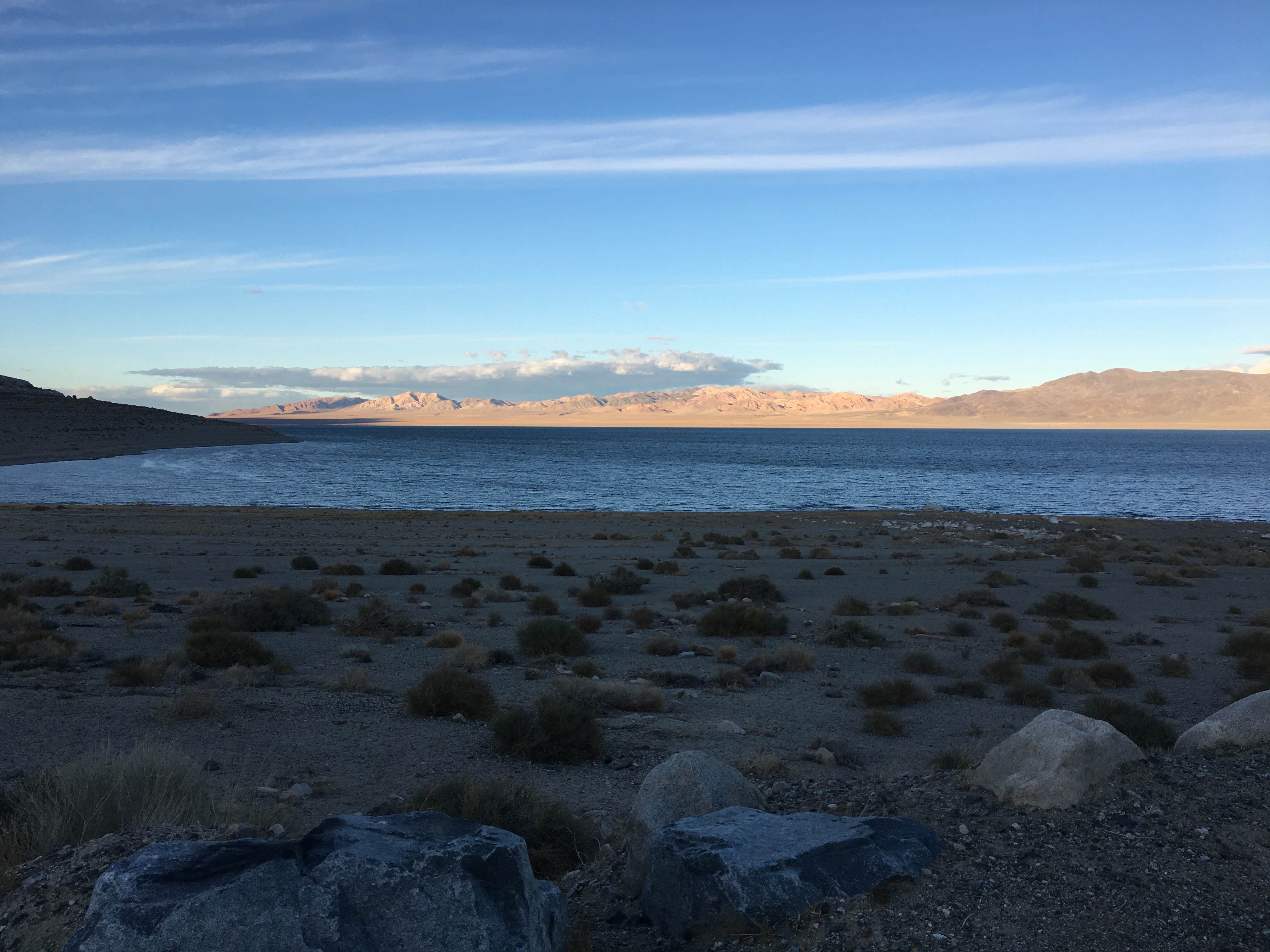 Camping near River Bend Campground — Walker River State Recreation Area: Sportsmans Beach Walker Lake Recreation Area, Hawthorne, Nevada