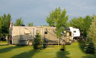 Camping near Buffalo River State Park Campground: Country Campground, Detroit Lakes, Minnesota