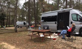 Camping near Selah Acres: Rainbow's End RV Park, Livingston, Texas