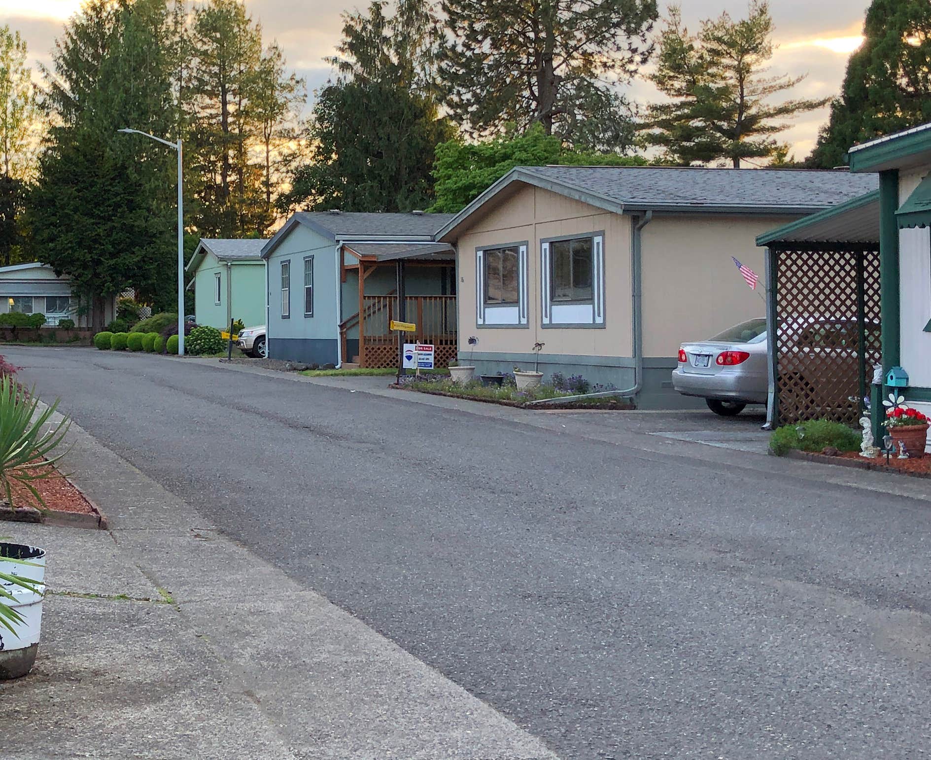 Camper-submitted photo at Rolling Hills RV Park near Gladstone, OR