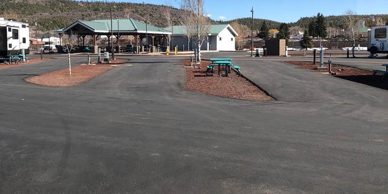 Camper submitted image from Grand Canyon Railway RV Park