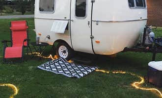 Camping near Fred Penn Park: Riverside Park, Royal, Nebraska