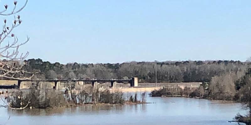 Camper submitted image from Blue Bluff Campground (aberdeen Ms)