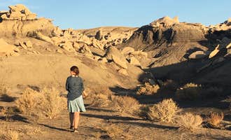 Camping near Gallo Campground — Chaco Culture National Historical Park: Bisti / De-Na-Zin Wilderness Area, Nageezi, New Mexico