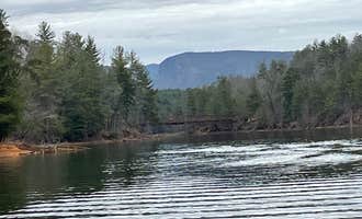 Camping near Warren Ferry Landing: Canoe Landing Group Campsite — James River State Park, Greenway, Virginia