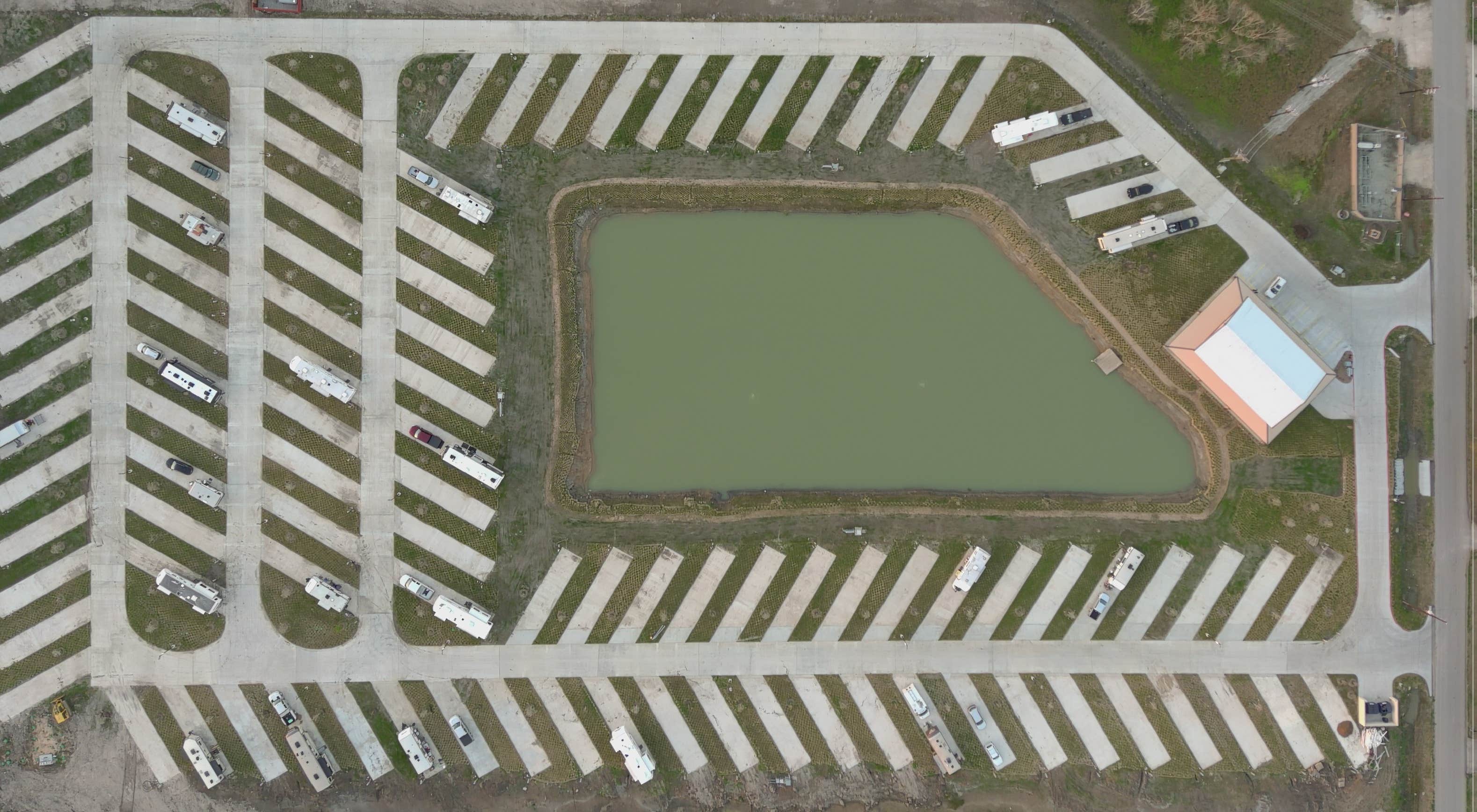 Camping near Camp Mohawk County Park: Cullen RV Resort, Pearland, Texas