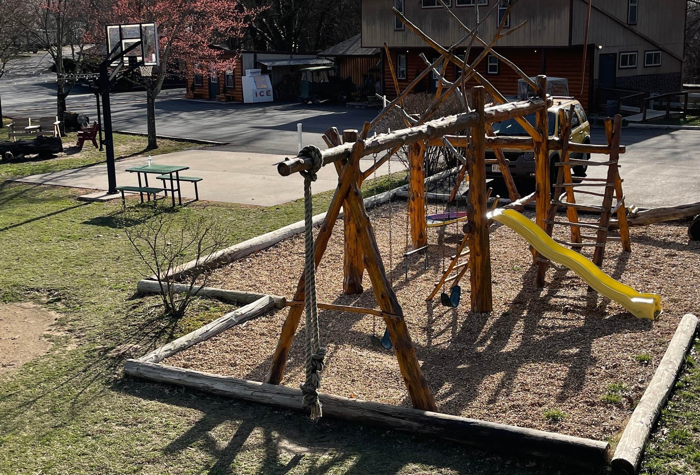 Treehouse Rv Parks Branson Treehouse Cabin & RV Park | Reeds Spring, Missouri
