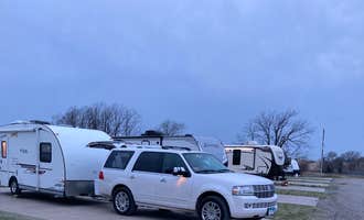 Camping near Soggy Bottom Trails & Campground : T&R RV Resort, Pauls Valley, Oklahoma