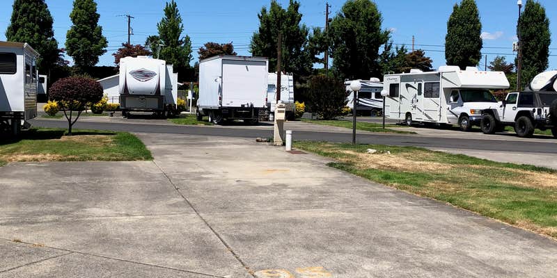 Camper submitted image from Columbia River RV Park