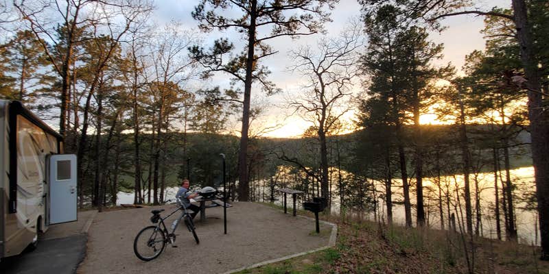 Camper submitted image from Cedar Lake (Oklahoma)